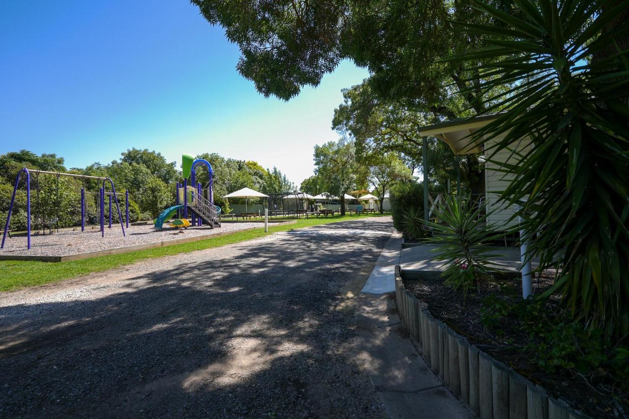 Big4 Wangaratta North Cedars Holiday Park Exterior photo