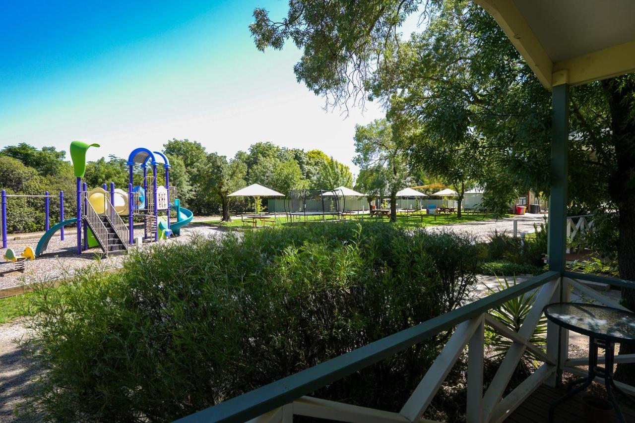 Big4 Wangaratta North Cedars Holiday Park Exterior photo