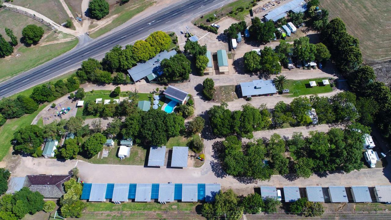 Big4 Wangaratta North Cedars Holiday Park Exterior photo