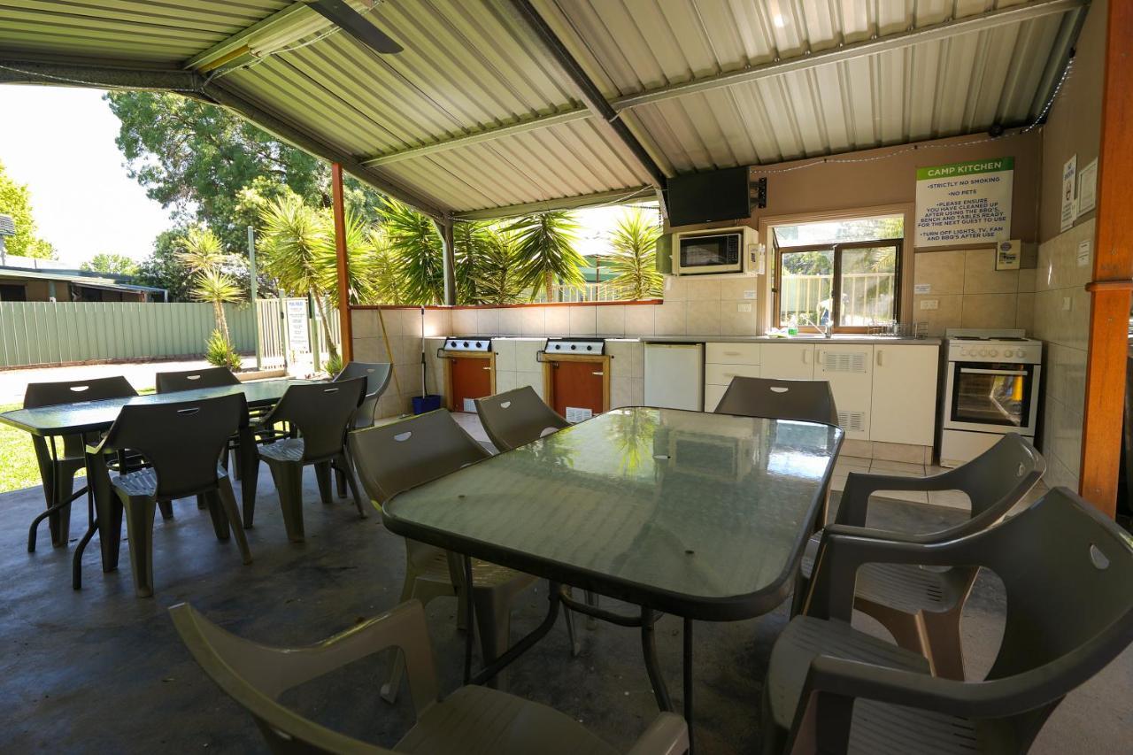 Big4 Wangaratta North Cedars Holiday Park Exterior photo
